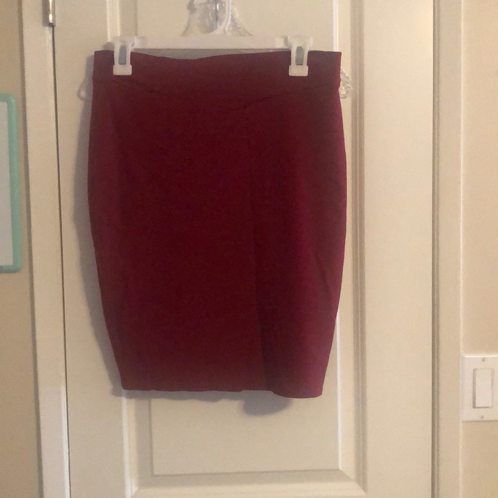 Dark red maxi short skirt